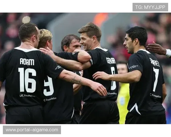 英超球员协会慈善赛，筹款社会公益